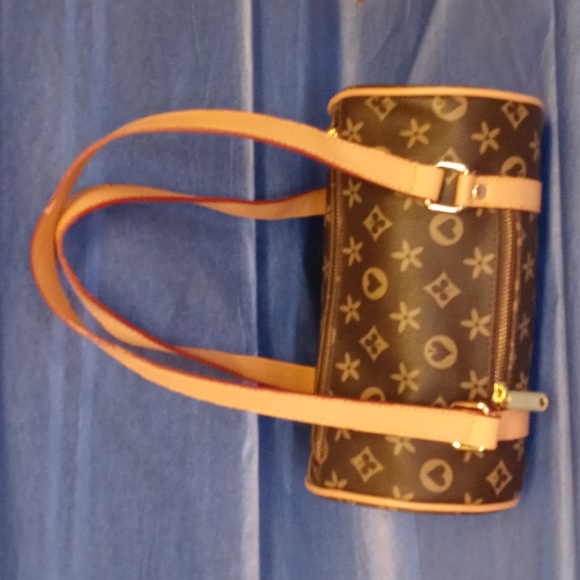 Laney Handbags - Lany Shoulder Bag